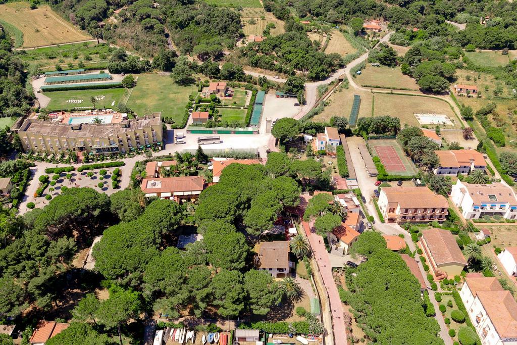 Hotel Anfora Capoliveri  Buitenkant foto